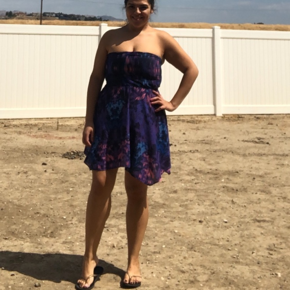 Bloomingdale’s aqua strapless dress
